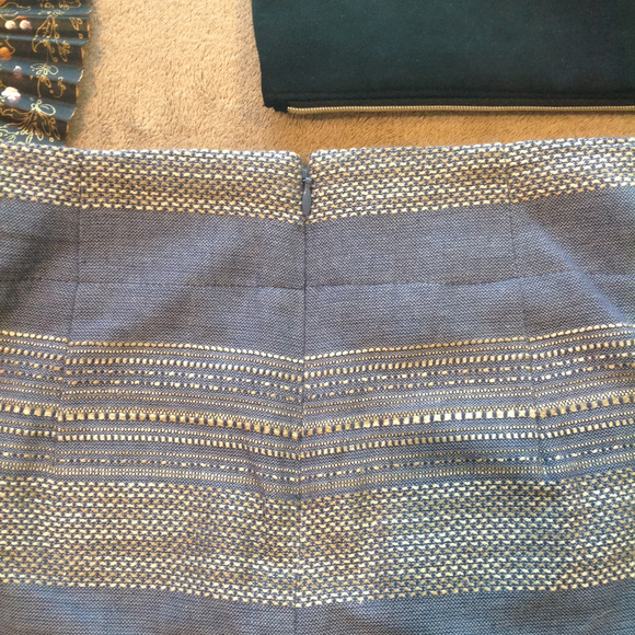 NWT The Limited Pencil Skirt Size 4 - Picture 4 of 7